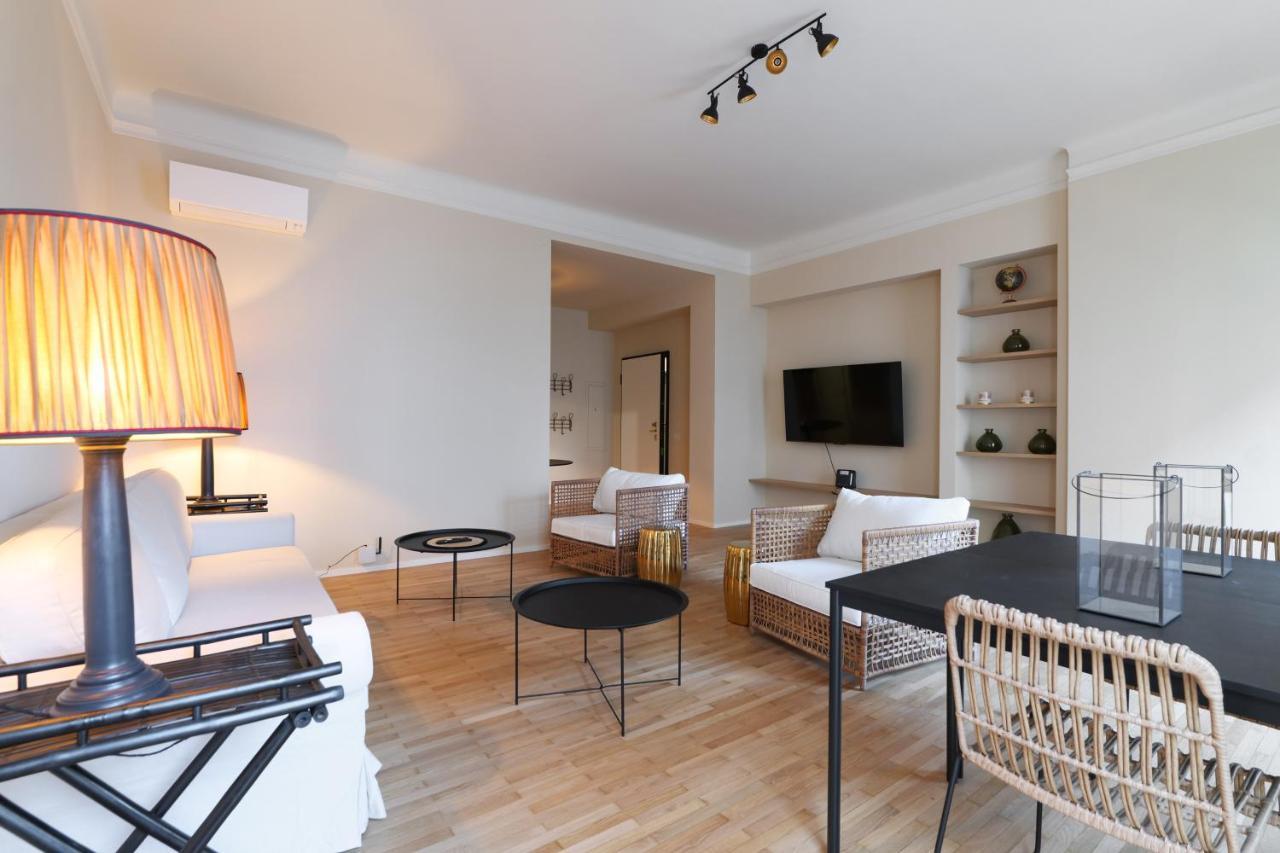 Luxury San Babila Apartment Милано Екстериор снимка
