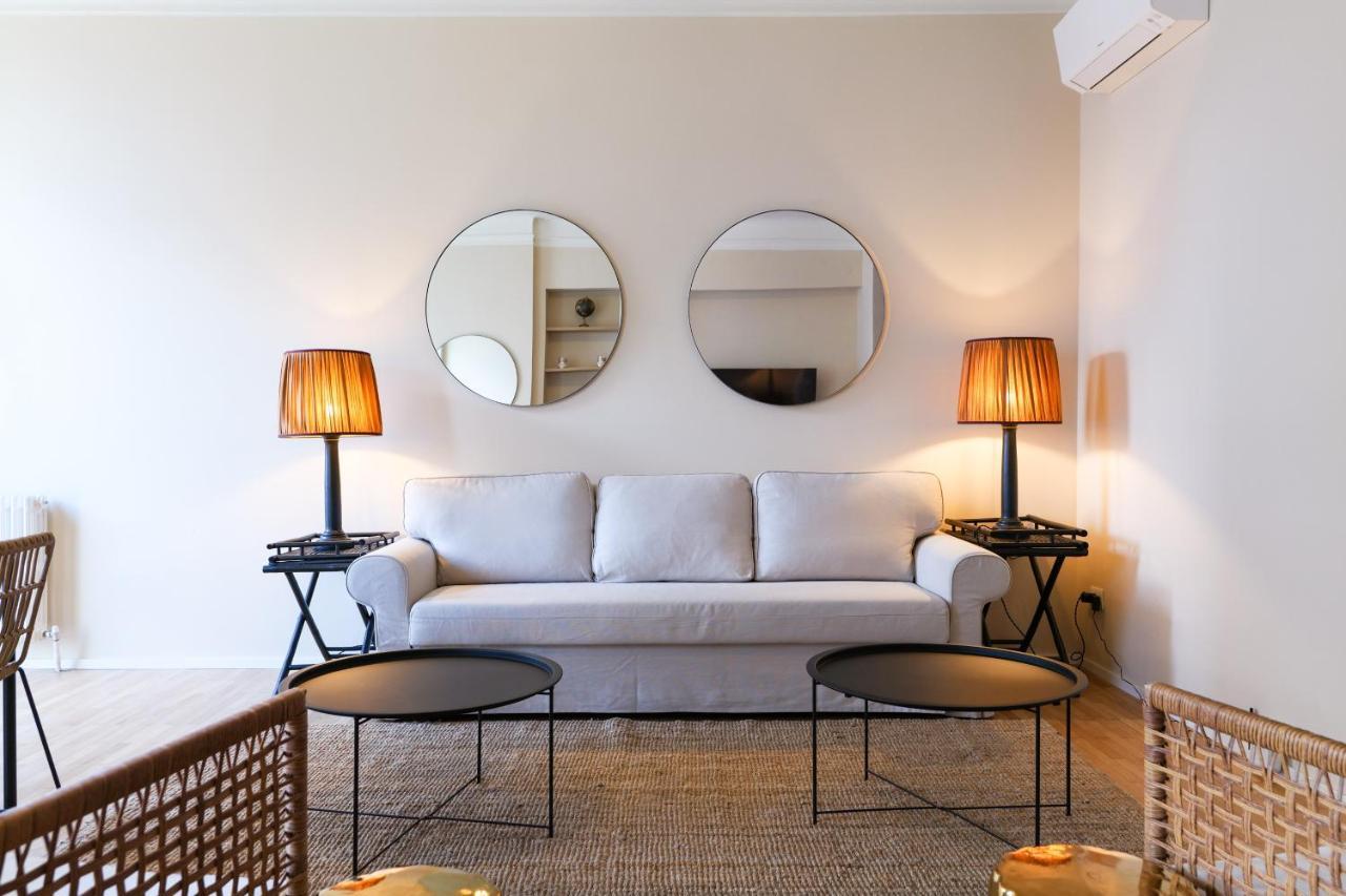 Luxury San Babila Apartment Милано Екстериор снимка