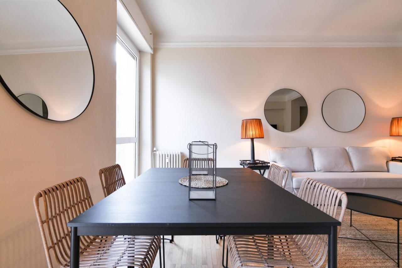 Luxury San Babila Apartment Милано Екстериор снимка